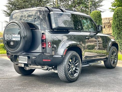 Certified 2023 Land Rover Defender 90 X-Dynamic SE AWD/4WD image 5