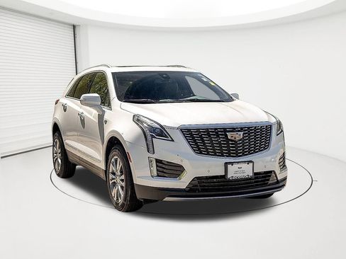 Certified 2021 Cadillac XT5 Premium Luxury image 14