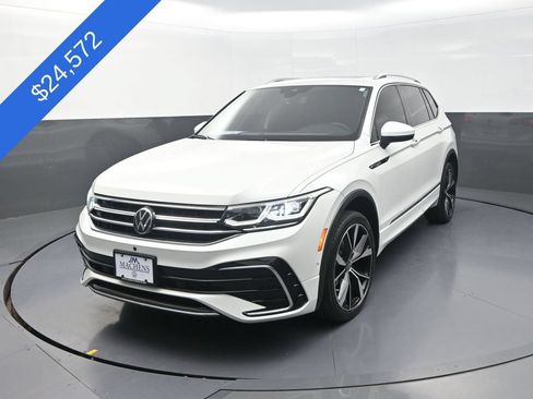 Used 2024 Volkswagen Tiguan SEL R-Line AWD/4WD image 4