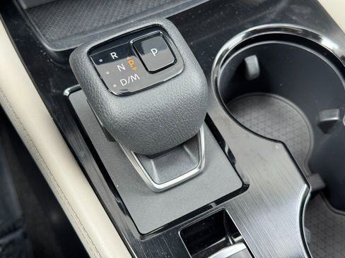 Used 2023 Nissan Rogue SL w/ SL Premium Package FWD image 29