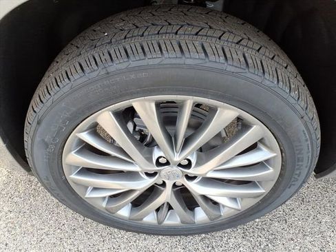 New 2026 Buick Enclave Avenir w/ Super Cruise Package image 13
