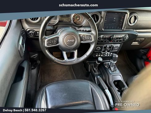 Used 2022 Jeep Wrangler Unlimited Sahara w/ LED Lighting Group AWD/4WD image 14