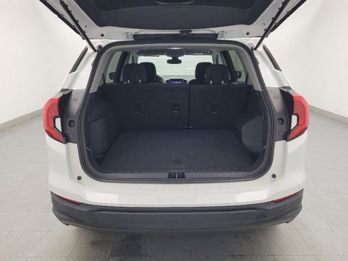 Used 2020 GMC Terrain SLE image 29