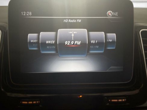 Used 2017 Mercedes-Benz GLE 350 4MATIC image 16