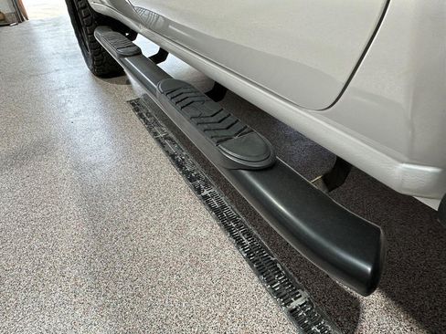 Used 2019 Chevrolet Silverado 1500 LT w/ Trailering Package AWD/4WD image 12
