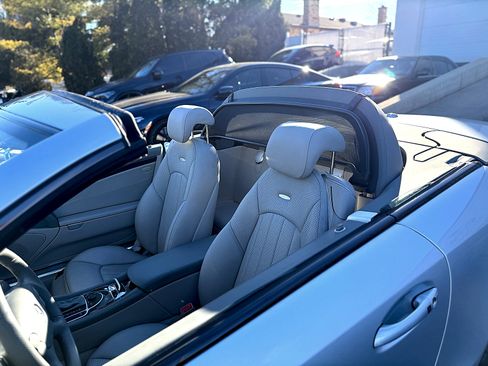 Used 2008 Mercedes-Benz SL 55 AMG w/ P1 Pkg image 20