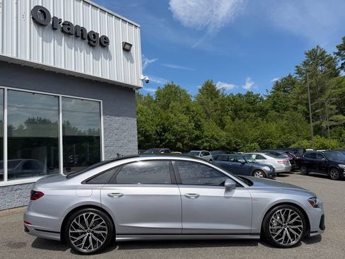 Used 2022 Audi A8 L 3.0T w/ Executive Package AWD/4WD image 8