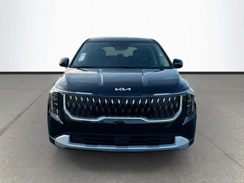 New 2026 Kia Carnival image 2