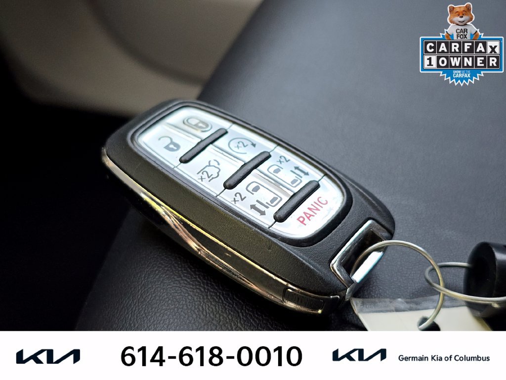Used 2024 Chrysler Pacifica Limited FWD image 33