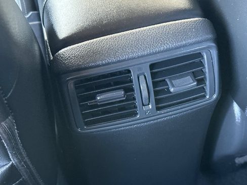 Used 2019 Nissan Rogue SL w/ Premium Package AWD/4WD image 13