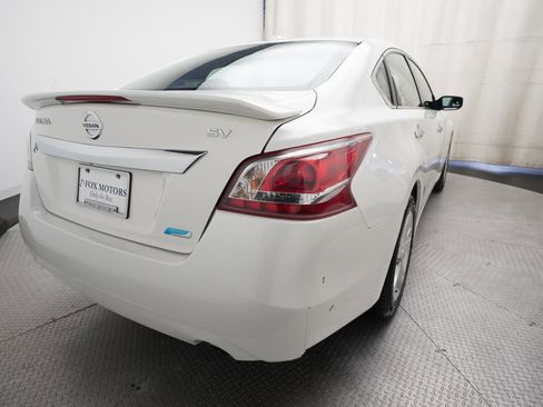 Used 2013 Nissan Altima 2.5 SV FWD image 13