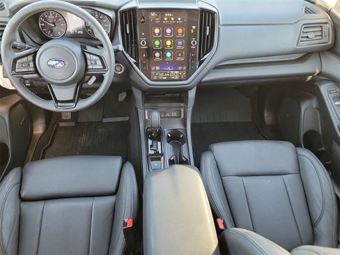 Used 2025 Subaru Ascent Bronze Edition image 14