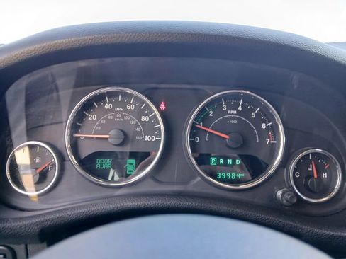 Used 2018 Jeep Wrangler Rubicon w/ Power Convenience Group AWD/4WD image 26