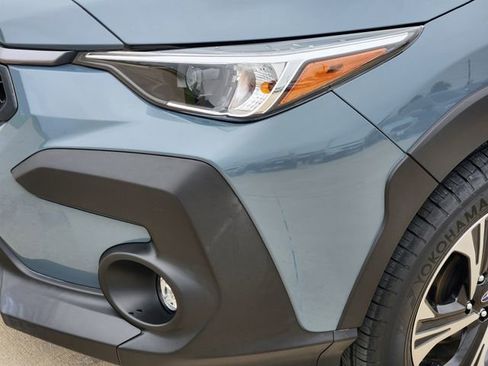 Certified 2024 Subaru Crosstrek 2.0i Premium image 9
