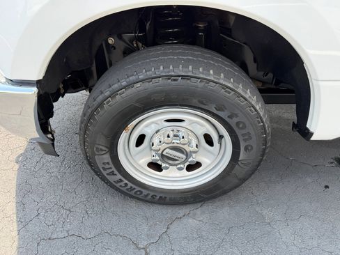Used 2019 Ford F350 XL w/ Power Equipment Group RWD image 11