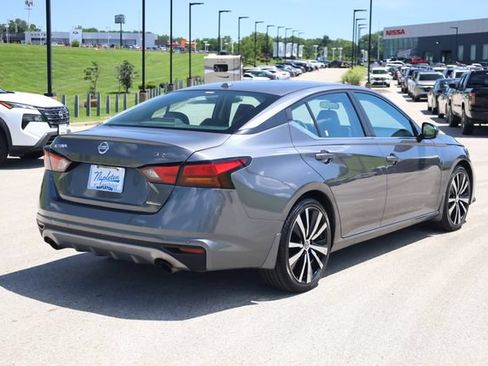 Used 2020 Nissan Altima 2.0 SR FWD image 4
