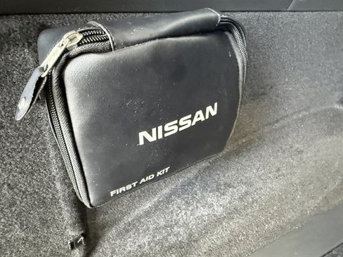 Used 2021 Nissan Rogue SV AWD/4WD image 24