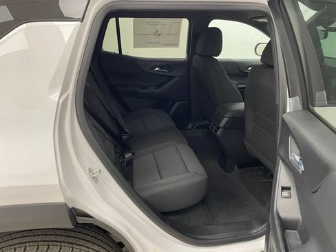 New 2026 Chevrolet Equinox LT w/ Safety and Technology Package AWD/4WD image 12
