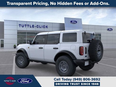 New 2025 Ford Bronco Badlands image 4