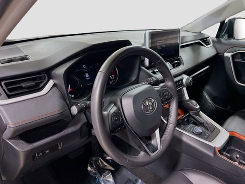 Used 2023 Toyota RAV4 Adventure image 9