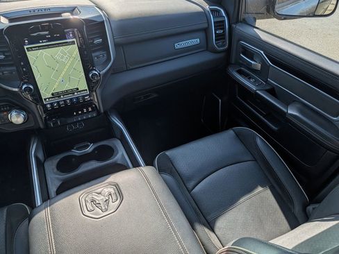 Used 2020 RAM 2500 Laramie w/ Night Edition AWD/4WD image 29