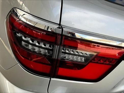 Certified 2024 Nissan Armada SL w/ Captain's Chairs Package image 28