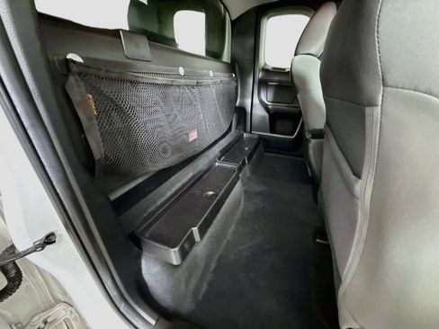 Used 2022 Toyota Tacoma SR RWD image 27