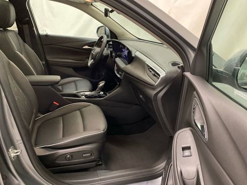 Used 2024 Buick Encore GX Avenir image 15