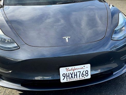 Used 2023 Tesla Model 3 Performance image 26