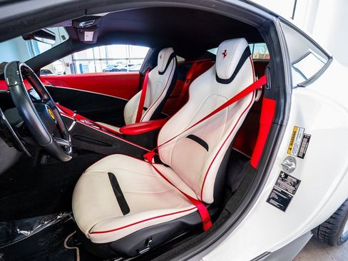 Used 2023 Ferrari Roma image 40