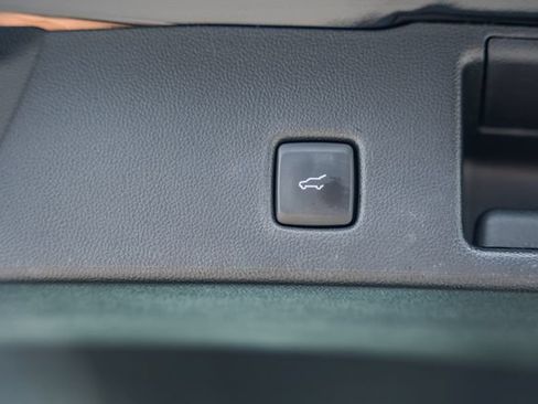 Used 2023 Ford Escape SE w/ PHEV Premium Package FWD image 11