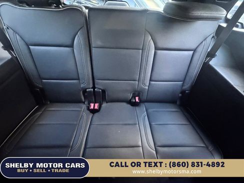 Used 2023 GMC Yukon SLT image 21