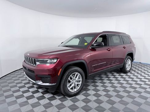 New 2026 Jeep Grand Cherokee L Laredo image 2