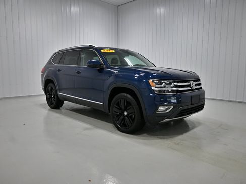 Used 2019 Volkswagen Atlas SEL Premium AWD/4WD image 3