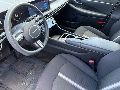 Used 2024 Hyundai Sonata SEL FWD image 11