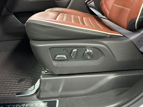 New 2026 GMC Sierra 1500 Denali Ultimate w/ LPO, Black Badging Package image 24