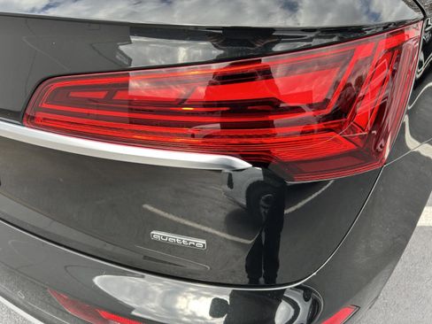 Certified 2024 Audi Q5 e Premium Plus image 9