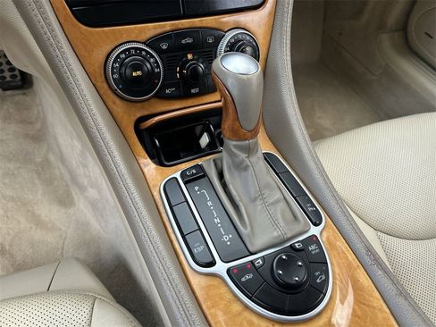 Used 2004 Mercedes-Benz SL 500 image 25