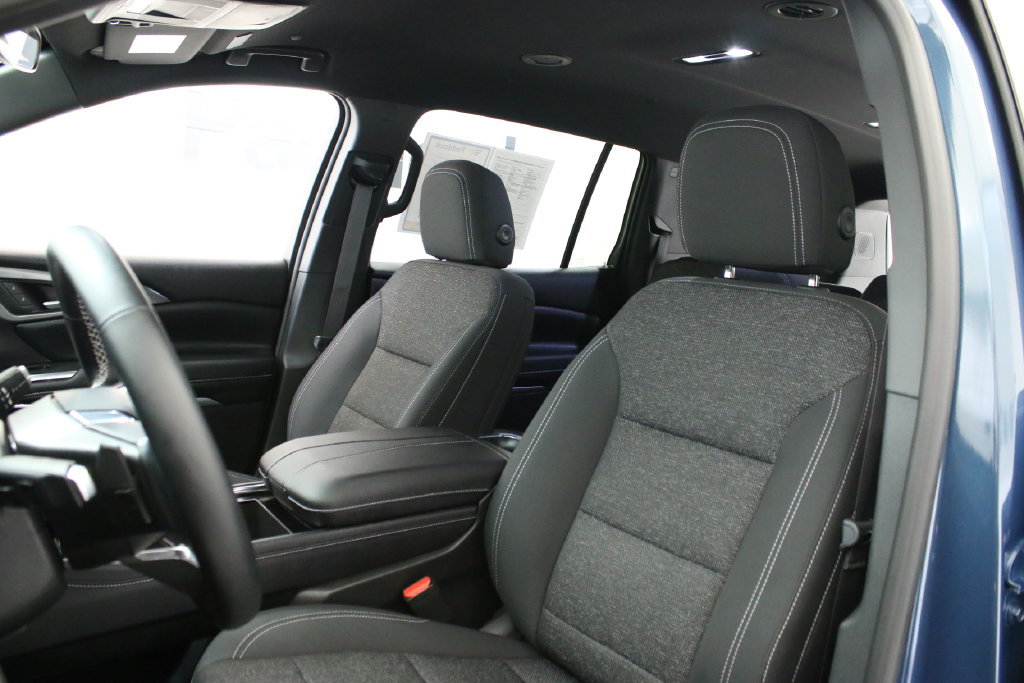 Certified 2026 Chevrolet Traverse LT FWD image 26