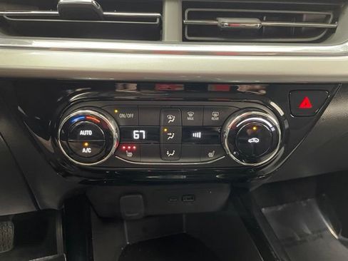 Certified 2024 Chevrolet Trax LT w/ Driver Confidence Package FWD image 5