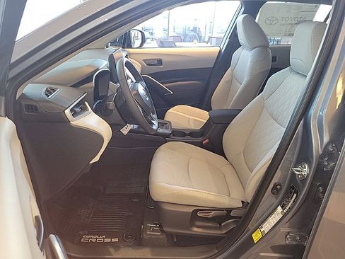 New 2026 Toyota Corolla Cross LE w/ Cold Weather Package image 8
