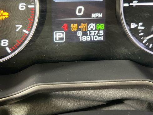 Used 2024 Subaru Outback Limited AWD/4WD image 12