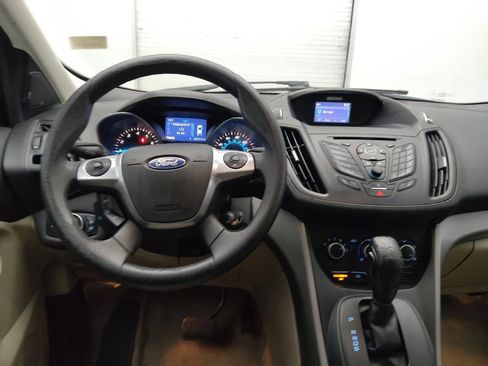 Used 2015 Ford Escape SE image 22