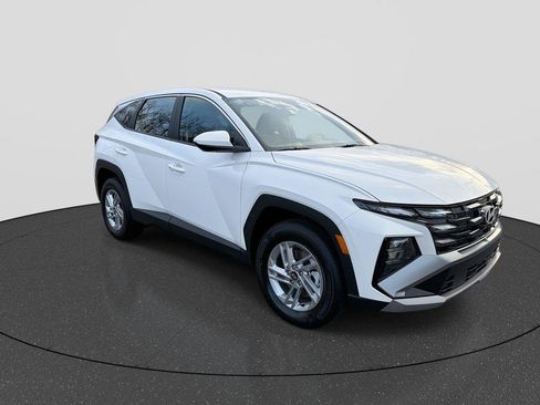 New 2026 Hyundai Tucson SE image 2