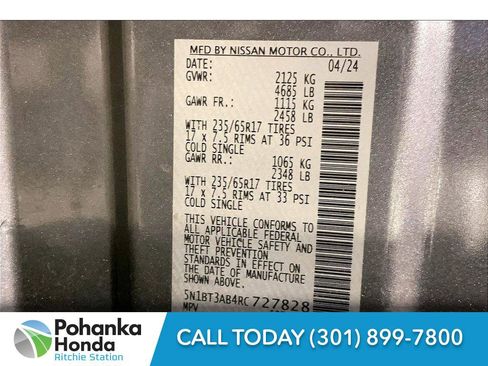 Used 2024 Nissan Rogue S image 34