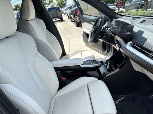 Used 2026 BMW X1 xDrive28i w/ Technology Package AWD/4WD image 32