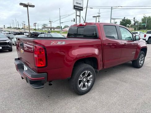 Used 2018 Chevrolet Colorado Z71 AWD/4WD image 17