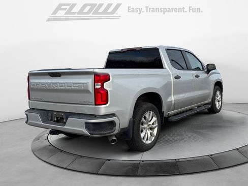 Used 2020 Chevrolet Silverado 1500 Custom w/ Custom Value Package image 7