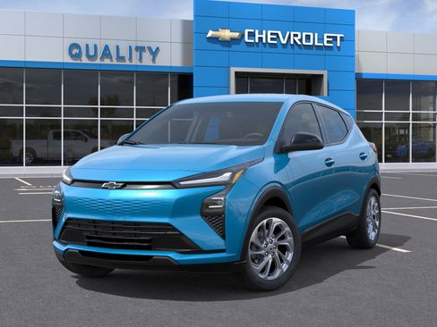 New 2027 Chevrolet Bolt LT FWD image 30