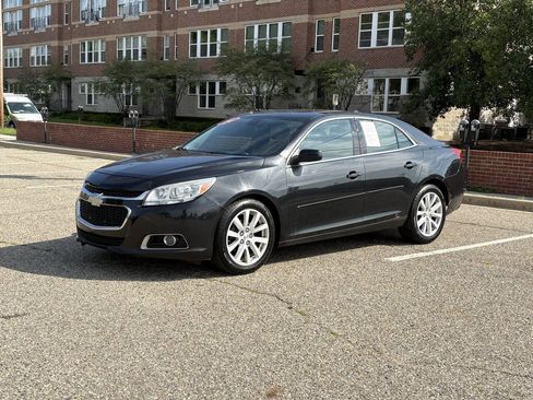 Used 2014 Chevrolet Malibu LT FWD image 4